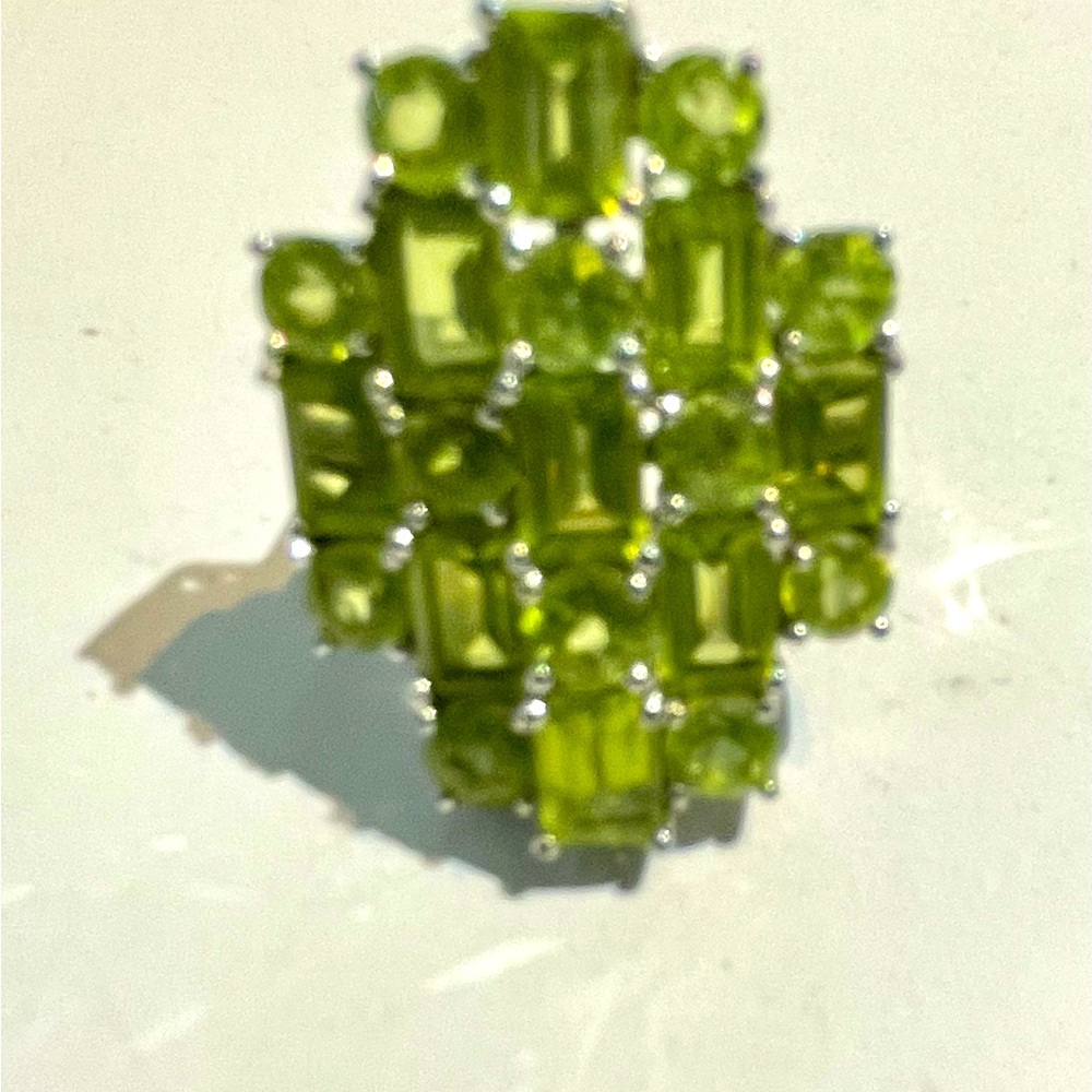 Vintage sterling silver peridot baguette ring, excellent pre-loved condition